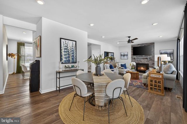 236 LEHIGH DR, Winchester, VA 22602