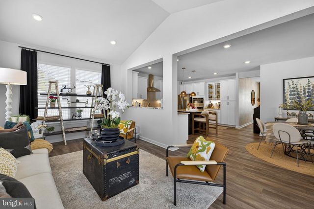 236 LEHIGH DR, Winchester, VA 22602