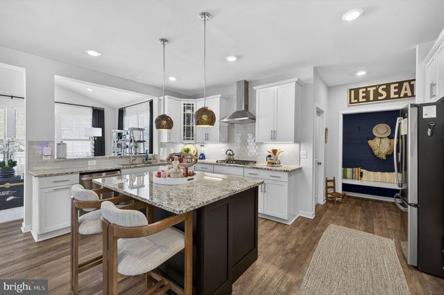 236 LEHIGH DR, Winchester, VA 22602