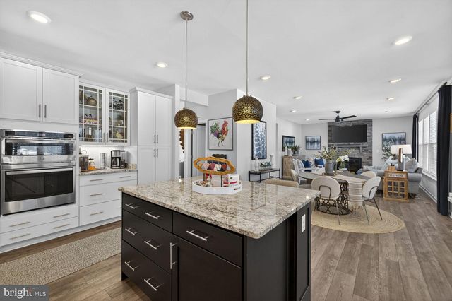 236 LEHIGH DR, Winchester, VA 22602