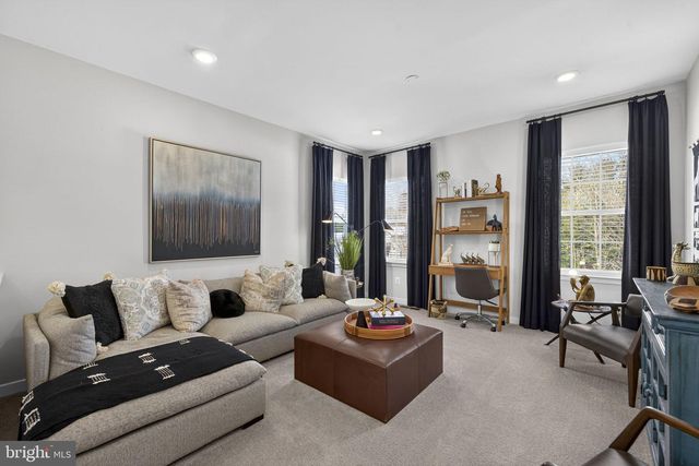 236 LEHIGH DR, Winchester, VA 22602