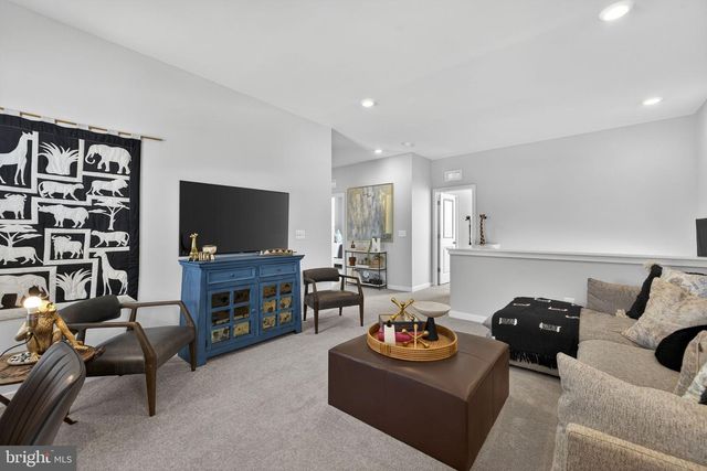 236 LEHIGH DR, Winchester, VA 22602