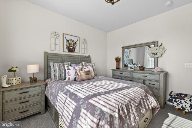 236 LEHIGH DR, Winchester, VA 22602