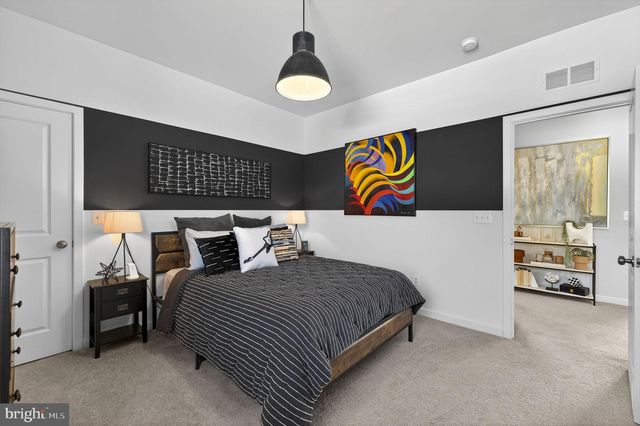 236 LEHIGH DR, Winchester, VA 22602