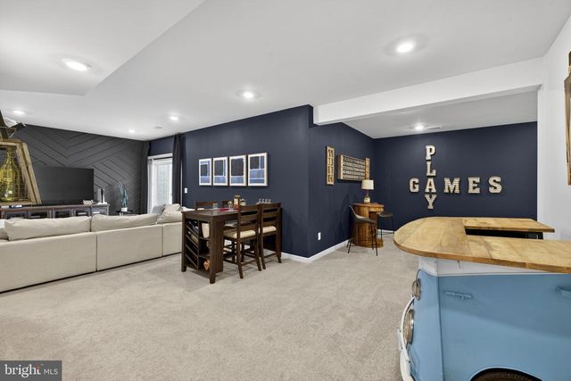 236 LEHIGH DR, Winchester, VA 22602