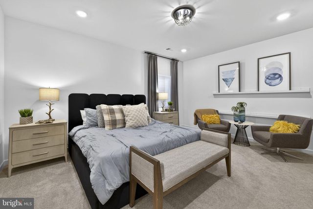 236 LEHIGH DR, Winchester, VA 22602