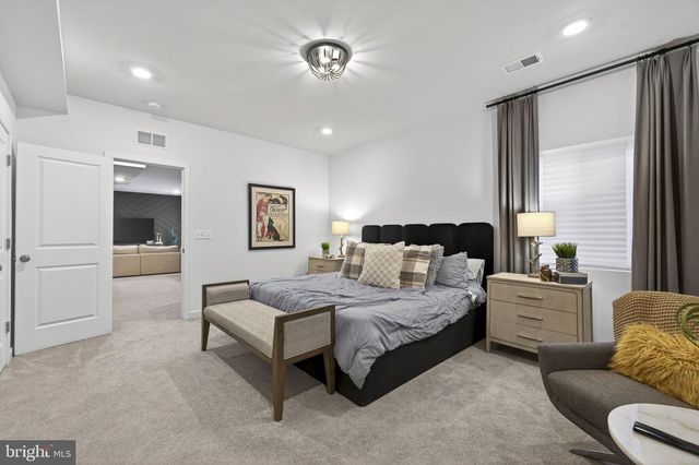 236 LEHIGH DR, Winchester, VA 22602