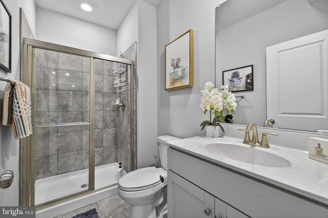 236 LEHIGH DR, Winchester, VA 22602