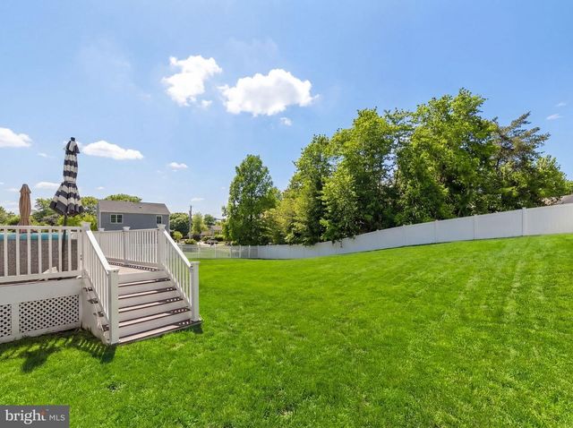 236 LEHIGH DR, Winchester, VA 22602