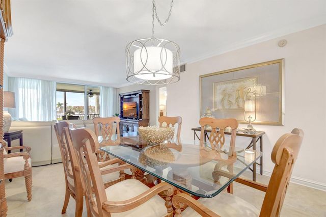 3224 S Ocean Boulevard 214, Highland Beach, FL 33487
