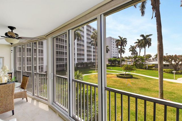 3224 S Ocean Boulevard 214, Highland Beach, FL 33487