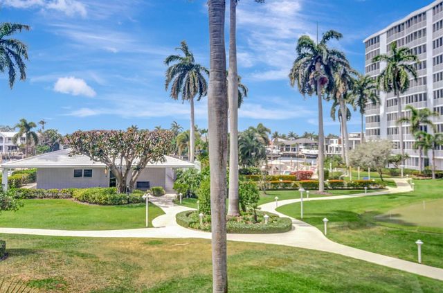 3224 S Ocean Boulevard 214, Highland Beach, FL 33487