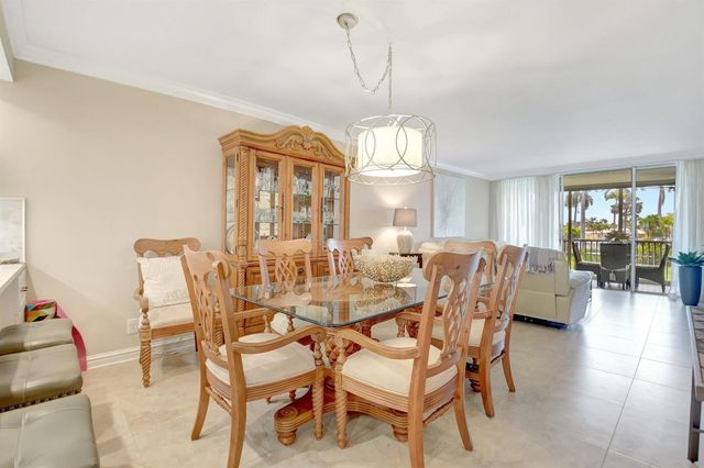 3224 S Ocean Boulevard 214, Highland Beach, FL 33487