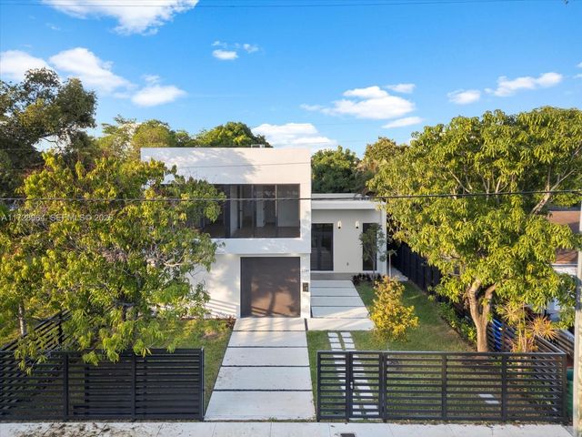 2285 SW 17th Ter, Miami, FL 33145