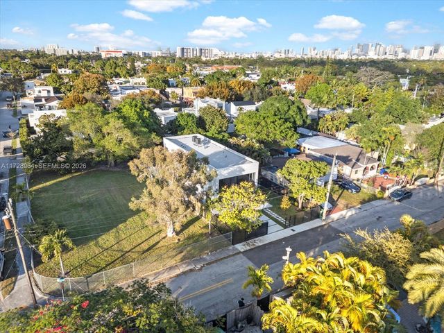 2285 SW 17th Ter, Miami, FL 33145