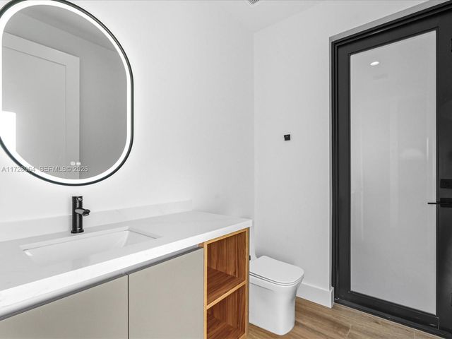 2285 SW 17th Ter, Miami, FL 33145