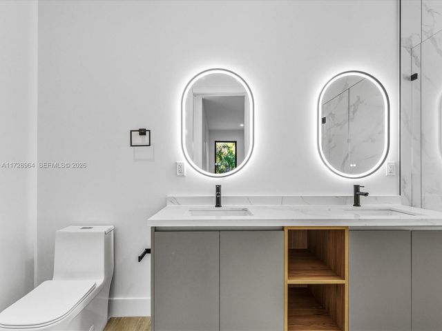 2285 SW 17th Ter, Miami, FL 33145