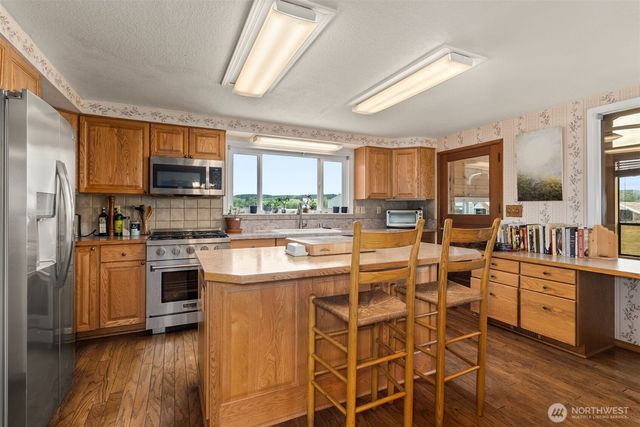 627 Wynoochee Valley Road, Montesano, WA 98563