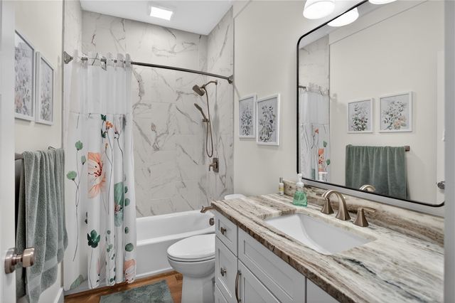 921 Falling Waters Lane, Seneca, SC 29672