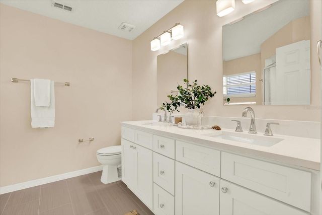 29451 SCHINNECOCK HILLS LANE, San Antonio, FL 33576