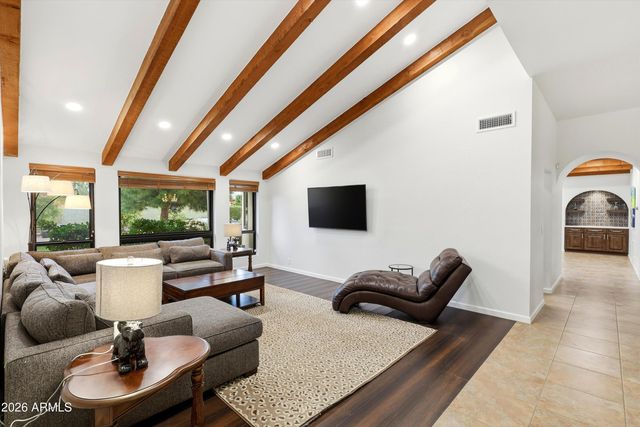 5234 E PARADISE Drive, Scottsdale, AZ 85254