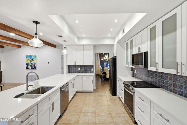 5234 E PARADISE Drive, Scottsdale, AZ 85254