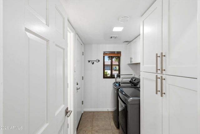 5234 E PARADISE Drive, Scottsdale, AZ 85254