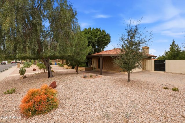 5234 E PARADISE Drive, Scottsdale, AZ 85254