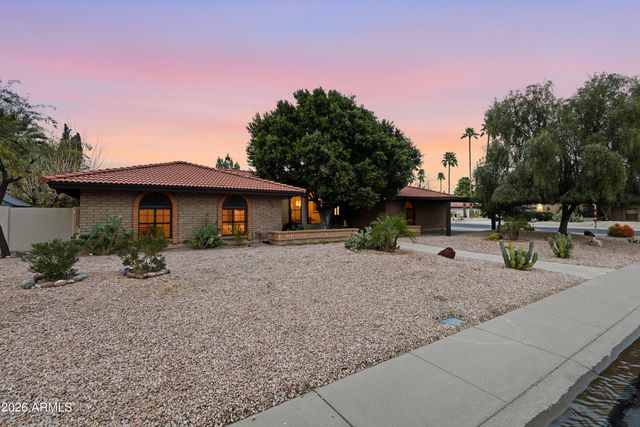 5234 E PARADISE Drive, Scottsdale, AZ 85254