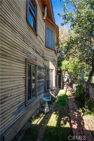 1613 E 1st, Los Angeles, CA 90033