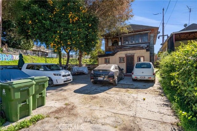 1613 E 1st, Los Angeles, CA 90033