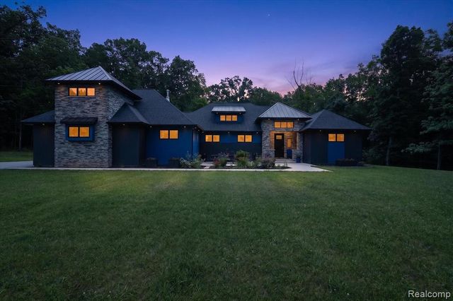 16511 Shadow Lane, Linden, MI 48451