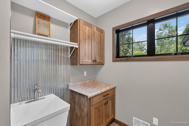 16511 Shadow Lane, Linden, MI 48451
