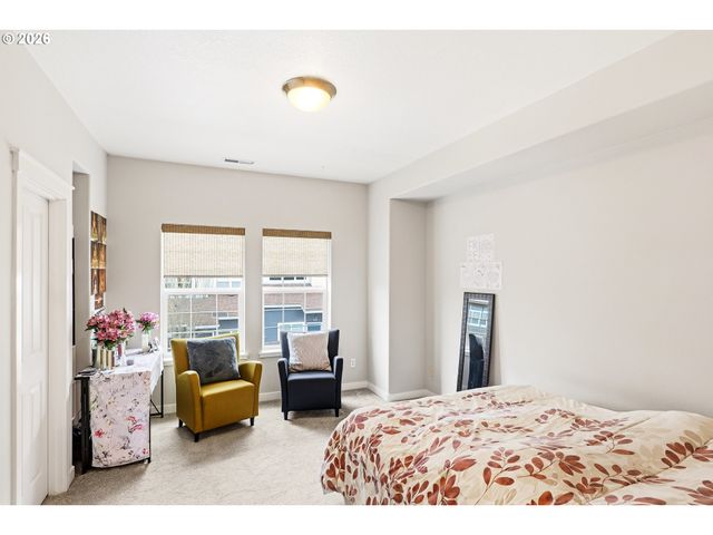 17264 Sw MARTY Ln, Beaverton, OR 97003