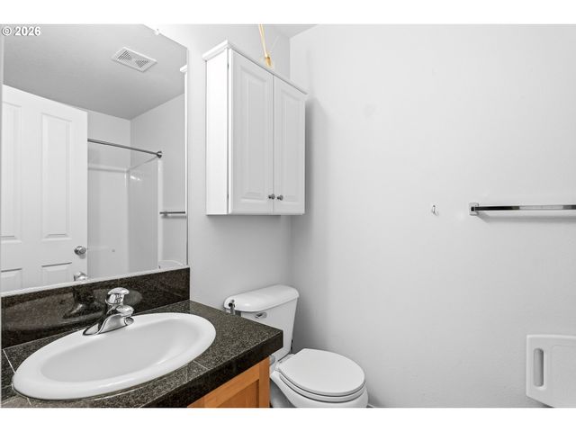 17264 Sw MARTY Ln, Beaverton, OR 97003