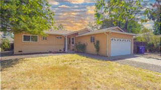 3220 Portsmouth Dr, Rancho Cordova, CA 95670