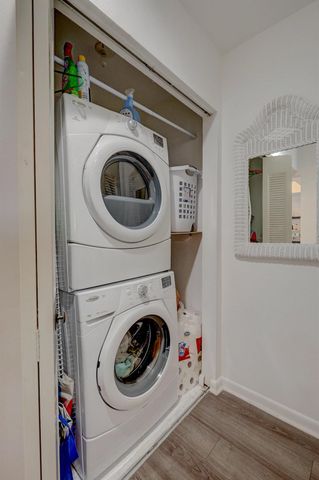 18350 SE Wood Haven Lane J, Jupiter, FL 33469