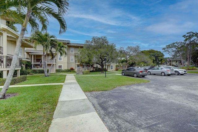 18350 SE Wood Haven Lane J, Jupiter, FL 33469