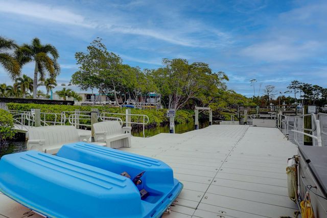 18350 SE Wood Haven Lane J, Jupiter, FL 33469