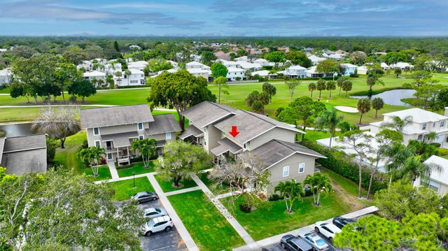 18350 SE Wood Haven Lane J, Jupiter, FL 33469