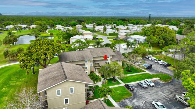 18350 SE Wood Haven Lane J, Jupiter, FL 33469