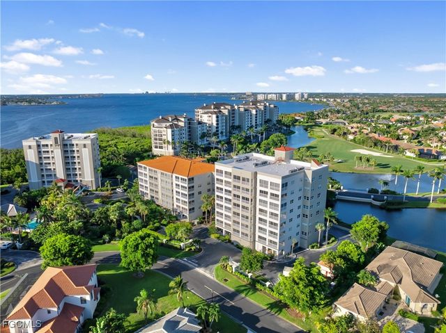 14819 Laguna DR 703, Fort Myers, FL 33908