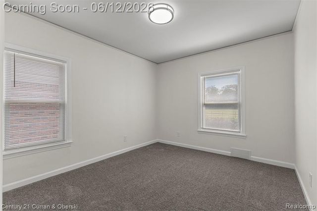 6719 Parkland Street, Dearborn Heights, MI 48127