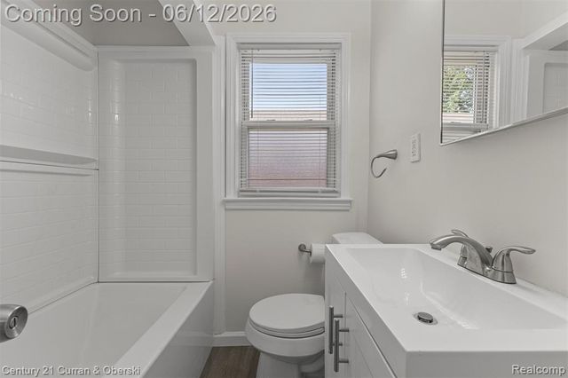 6719 Parkland Street, Dearborn Heights, MI 48127