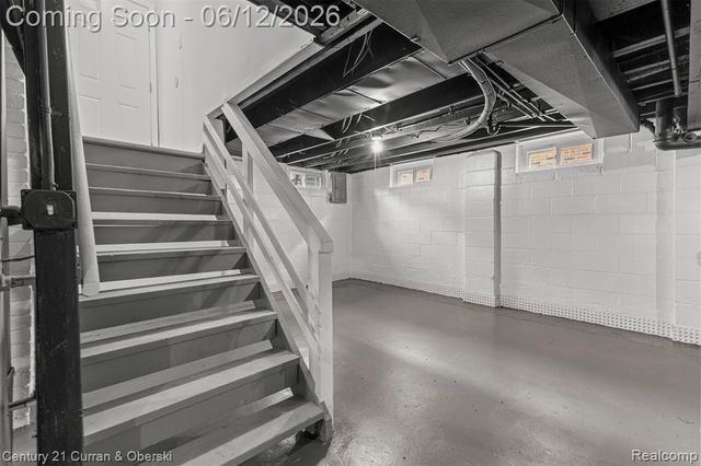 6719 Parkland Street, Dearborn Heights, MI 48127
