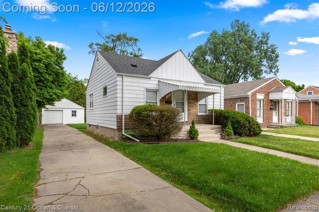 6719 Parkland Street, Dearborn Heights, MI 48127