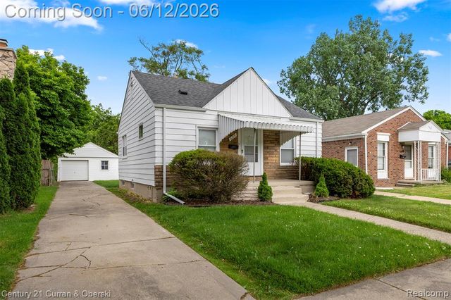 6719 Parkland Street, Dearborn Heights, MI 48127