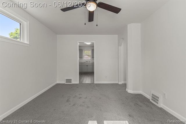 6719 Parkland Street, Dearborn Heights, MI 48127