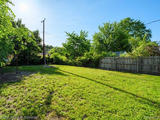 20229 Prevost Street, Detroit, MI 48235