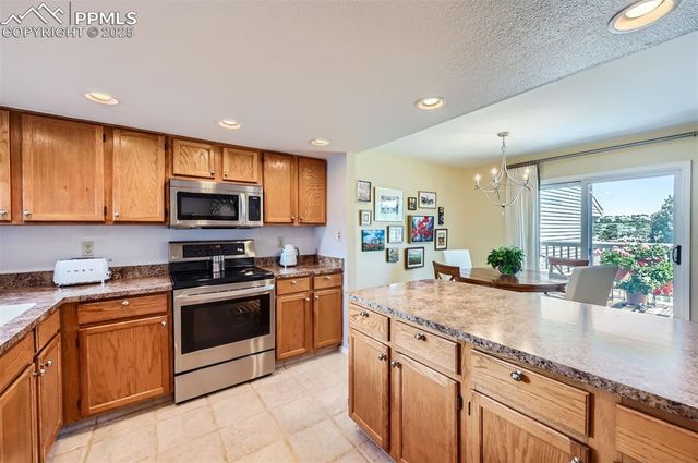 2512 Elite Terrace, Colorado Springs, CO 80920